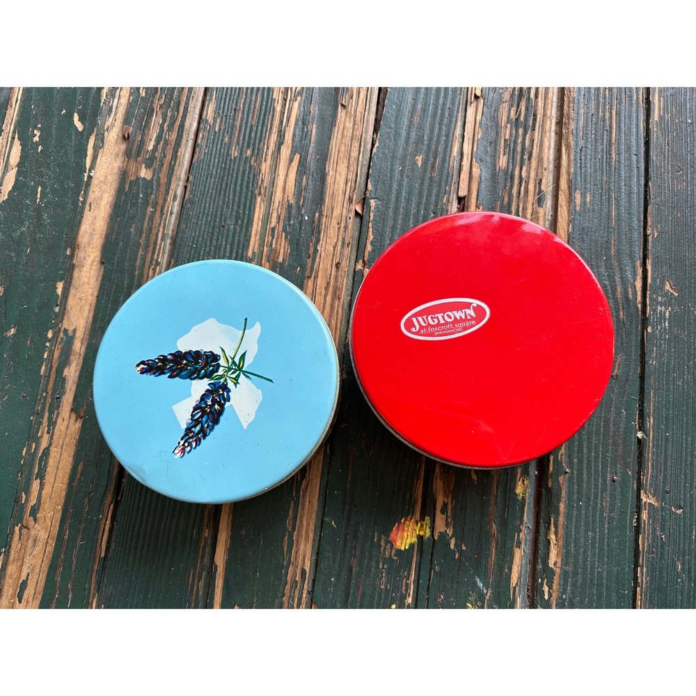 Vintage Manor Bakers Texas Fruitcake Tin & Jugtown Red Tin Set of 2